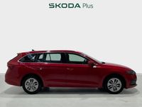 Usado Skoda Octavia Ambition 150 CV (110 kW) 2024 Rojo Familiar