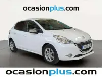 Usado Peugeot 208 Style 82 CV (60 kW) 2015 Blanco Utilitario