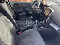 Usado Renault Clio 90 CV (66 kW) 2015 Rojo Familiar