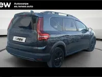 Usado Dacia Jogger Comfort 100 CV (73 kW) 2022 Negro Monovolumen