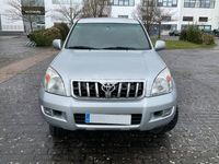 Usado Toyota Land Cruiser 163 CV (119 kW) 2004 Gris / plata SUV