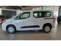 Usado Opel Combo Business Edition 102 CV (75 kW) 2024 Blanco Monovolumen