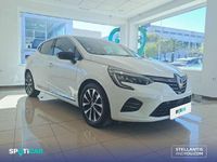 Używany Renault Clio V Techno 91 KM (66 kW) 2023 Biały Hatchback