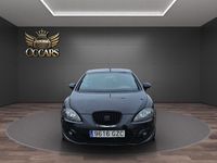 Usado Seat Leon Sport 160 CV (117 kW) 2010 Negro Utilitario