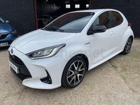 Usado Toyota Yaris Hybrid Style 116 CV (85 kW) 2021 Blanco Berlina