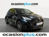 Usado Toyota Yaris Hybrid Sport 116 CV (85 kW) 2023 Negro Berlina
