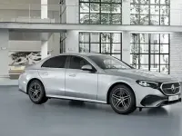 Nuevo Mercedes E300 312 CV (229 kW) 2026 Gris Berlina