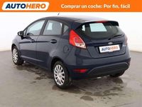 Usado Ford Fiesta Trend 82 CV (60 kW) 2015 Azul Utilitario