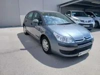 Usado Citroën C4 Seduction 92 CV (67 kW) 2007 Plateado Utilitario