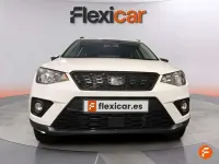 Używany Seat Arona Reference 95 KM (69 kW) 2018 Biały SUV