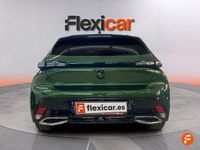 Usado Peugeot 308 Allure 130 CV (95 kW) 2022 Verde