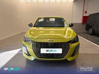 Usado Peugeot 208 Allure 110 CV (80 kW) 2025 Amarillo Utilitario