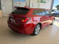 Usado Toyota Corolla Sport 122 CV (89 kW) 2019 Granate Familiar