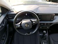 Usado Skoda Scala Ambition 110 CV (80 kW) 2022 Gris Utilitario