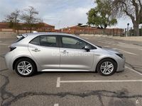 Usado Toyota Corolla Active 122 CV (89 kW) 2021 Gris / plata Berlina