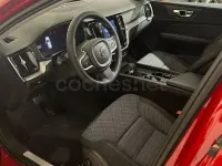 Usado Volvo V60 Core 197 CV (144 kW) 2025 Granate Familiar