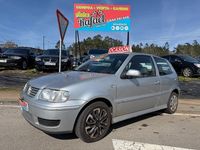 Usado VW Polo Trendline 75 CV (55 kW) 2001 Gris / plata Berlina