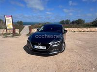 Używany Mazda 3 Luxury 150 KM (110 kW) 2017 Szary Sedan/Limuzyna