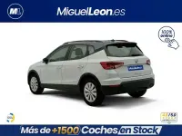 Usado Seat Arona Style 110 CV (80 kW) 2023 Blanco SUV