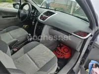 Usado Peugeot 207 75 CV (55 kW) 2007 Gris / plata Berlina
