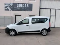 Usado Dacia Dokker Essentiel 95 CV (69 kW) 2019 Blanco Monovolumen