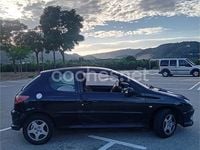 Usado Peugeot 206 70 CV (51 kW) 2005 Negro Berlina