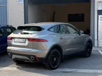 Usado Jaguar E-Pace SE 200 CV (147 kW) 2019 Gris / plata SUV