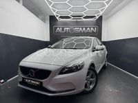 Usado Volvo V40 Kinetic 120 HP (88 kW) 2017 Branco Sedan