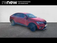 Usado Renault Arkana Techno 94 CV (69 kW) 2023 Rojo SUV