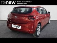 Usado Dacia Sandero Comfort 91 CV (66 kW) 2021 Rojo Berlina
