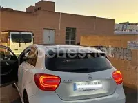Usado Mercedes A180 Urban 109 CV (80 kW) 2014 Blanco Utilitario