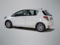 Usado Toyota Yaris Active 99 CV (72 kW) 2013 Blanco Utilitario