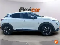 Usado Nissan Juke N-Connecta 114 CV (83 kW) 2024 Blanco SUV