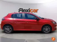 Usado Peugeot 208 Allure 101 CV (74 kW) 2022 Rojo Utilitario