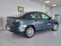 Usado Mazda 3 109 CV (80 kW) 2009 Azul Berlina