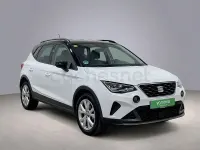 Usado Seat Arona FR 116 CV (85 kW) 2025 Blanco SUV