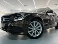 Usado Mercedes C220 170 CV (125 kW) 2016 Marrón Familiar