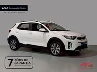 Usado Kia Stonic 100 CV (73 kW) 2025 Clear white (ud) SUV
