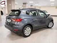 Usado Seat Arona Style 115 CV (84 kW) 2025 Gris / plata SUV