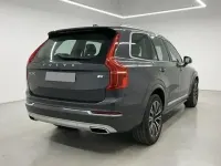 Usado Volvo XC90 Ultimate 455 CV (334 kW) 2023 Gris / plata SUV