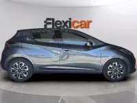 Usado Nissan Micra Acenta 101 CV (74 kW) 2020 Gris Utilitario