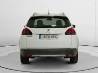 Usado Peugeot 2008 Allure 110 CV (80 kW) 2017 Blanco SUV