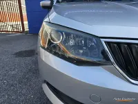 Usado Skoda Fabia Ambition 95 CV (69 kW) 2018 Gris / plata Berlina