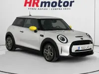 Begagnad Mini Cooper SE 135 kW (184 HK) 2022 Grå Halvkombi