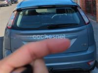 Usado Ford Focus Trend 90 CV (66 kW) 2008 Azul Berlina
