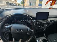 Używany Ford Focus ST-Line 125 KM (91 kW) 2019 Biały Sedan/Limuzyna