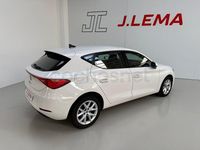 Usado Seat Leon Style 115 CV (84 kW) 2021 Blanco Berlina