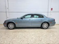 Usado Jaguar S-Type Executive 207 CV (152 kW) 2006 Azul Berlina