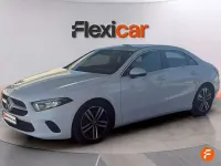 Usado Mercedes A180 136 CV (100 kW) 2022 Blanco Berlina