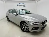 Usado Volvo V60 Core 197 CV (144 kW) 2023 Gris / plata Familiar